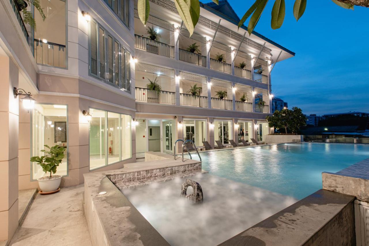 Siam Tharadol SHA Extra Plus Banguecoque Exterior foto