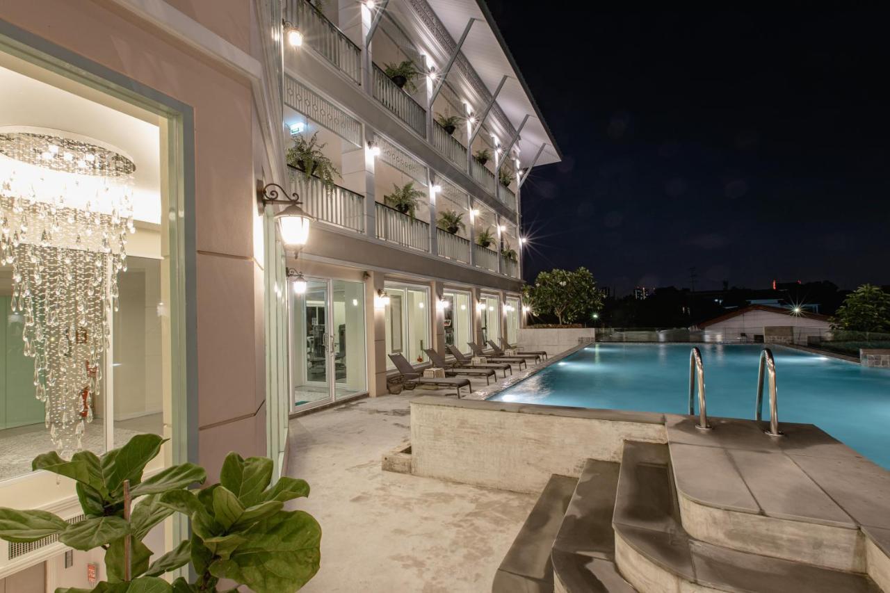 Siam Tharadol SHA Extra Plus Banguecoque Exterior foto